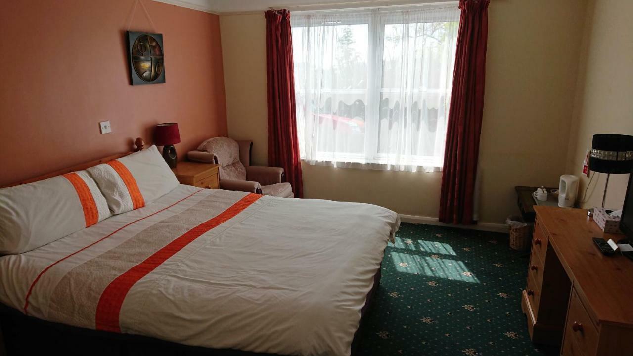 Hammonds Park Guest House Тенбі Екстер'єр фото